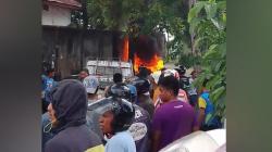 Mobil Diduga Bermuatan BBM Ilegal Meledak di Kota Baubau, Pengemudi Kabur<