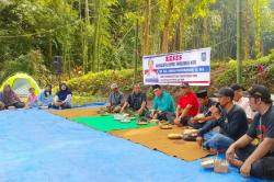 Reses Legislator Perindo NTB TGH Sholah Sukarnawadi, Serap Aspirasi Warga di Tengah Alam