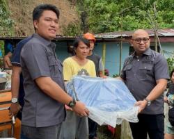 Tinjau Korban Longsor di Ambon, Patrick Moenandar: Ini Komitmen Partai Perindo ke Rakyat<