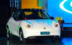 GWM Luncurkan Mobil Listrik Bergaya Retro Ora 03, Tantang Wuling Binguo EV
