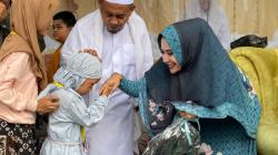 Ketua Harian DPP PJBN Ratu Ageng Rekawati Santuni Ratusan Anak Yatim di Pandeglang <