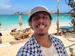 Viral Raim Laode Sebut Innalillahi Adalah Kalimat Paling Romantis, Ini Alasannya