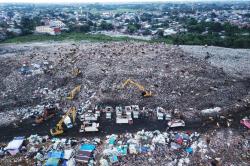 Penampakan TPA Antang Kelebihan Kapasitas, Tumpukan Sampah Bak Gunung