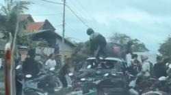 2 WNA di Bali Kabur Usai Tabrak Sejumlah Pengendara, Nyaris Diamuk Massa saat Tertangkap<
