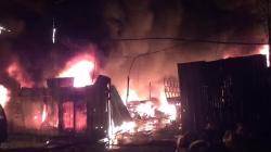 Gudang Barang Bekas di Medan Terbakar Hebat, 2 Mobil Ikut Hangus Dilalap Api