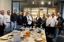 AYP Pimpin Delegasi Kadin ke Malaysia, Jajaki Kerja Sama dengan Pengusaha Sarawak