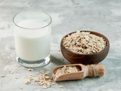 5 Manfaat Oatmilk, Pengganti Susu Sapi yang Diklaim Lebih Sehat