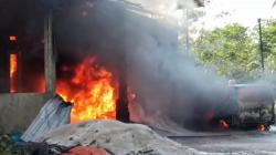 Kebakaran Hebat di Kotawaringin Timur, Rumah dan 3 Kendaraan Hangus<