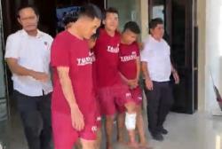 Lawan Petugas Pakai Garpu, Residivis Pencuri Mobil di Lampung Utara Ditembak<