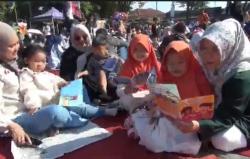 1.275 Emak-Emak di Salatiga Pecahkan Rekor Dunia LEPRID dengan Dongeng Massal<