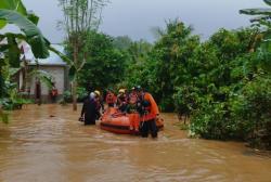 Banjir Rendam 5 Kecamatan di Tanggamus Lampung, Ratusan Jiwa Terdampak<
