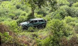 Kecelakaan Land Cruiser Terjun ke Jurang di Kawasan Wisata Bromo, 2 Luka-Luka<