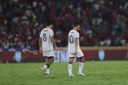 Tinggalkan Kegagalan Timnas! Mauricio Souza Desak Dony Tri dan Rayhan Hannan Fokus 100 Persen ke Persija