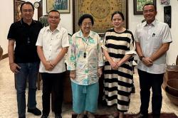 Dasco Unggah Foto Bareng Megawati usai Umumkan Amnesti untuk Hasto