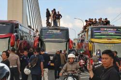 Pekerja Wisata Jabar Ancam Demo sampai Istana Presiden, Tuntut Larangan Study Tour Dicabut<