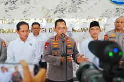 Kapolri Tinjau Penanganan Karhutla di Kalbar, Sebut Titik Api Terus Menurun 