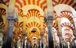Sejarah Masjid-Katedral Cordoba Spanyol, Bangunan 1.200 Tahun Bukti Kejayaan Dinasti Umayyah