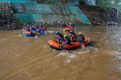 Kejuaraan Arung Jeram Meriahkan Festival Ciliwung 2025