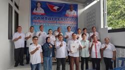 Ketua DPW Perindo Sulut Serahkan SK Sekaligus Resmikan Sekretariat DPD Minahasa Utara<