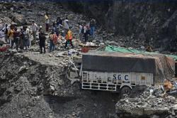 Peziarah Hindu Disapu Banjir Bandang di Kashmir, 46 Orang Tewas Ratusan Hilang