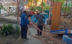 Kebakaran Sumur Minyak Ilegal di Blora Tewaskan 1 Orang, Damkar Evakuasi Warga<