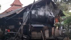 Pabrik Tahu di Probolinggo Hangus Terbakar, Diduga Akibat Bara Sisa Pembakaran Ketel Uap<