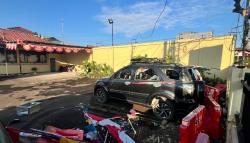 Polres Jakarta Timur dan 5 Polsek Diserang Massa, Begini Kondisinya<