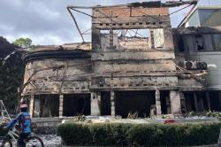 Demo Ricuh di Bandung, 5 Bangunan dan Fasilitas Umum Dibakar Massa<