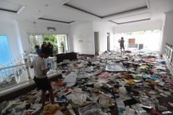 Penampakan Isi Rumah Uya Kuya Berantakan Dirusak Massa
