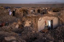 Afghanistan Diguncang Gempa Kuat Lagi, Korban Tewas Tembus 2.200 Orang