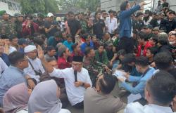 Gubernur Lampung Temui Massa Aksi, Komitmen Bawa 10 Tuntutan ke Pusat
