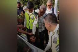 Pelaku Begal di Muaro Jambi Nyaris Tewas Diamuk Massa, Beraksi dengan Todongkan Pisau<
