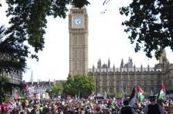 Polisi Inggris Tangkap 890 Orang Demonstran Pro-Palestina