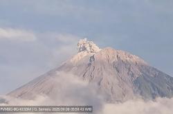Gunung Semeru Erupsi Beruntun hingga 7 Kali sampai Pagi Ini, Kolom Abu Capai 800 Meter