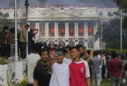 Kantornya Ludes Dibakar Massa, PM Nepal Karki Janji Buru Demonstran Rusuh