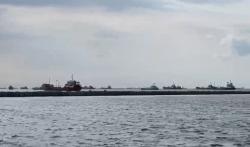 Tanggul Beton di Laut Cilincing Resahkan Nelayan, Izin KKP Jadi Sorotan