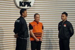 Dijemput Paksa KPK, Menas Erwin Ditetapkan Tersangka Penyuap Eks Sekretaris MA Hasbi Hasan<
