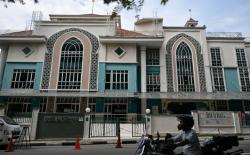 Teror Bangkai Babi di Masjid-Masjid Singapura, Pelaku Ditangkap