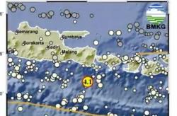 Pusat Gempa Hari Ini 2 Menit yang Lalu Guncang Jembrana Bali, Cek Magnitudonya<