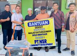 PT Nusantara Sentosa Raya Berikan Bantuan ke Dua Desa di Kampar Kiri Hilir<