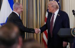 Tegas! Trump Sebut AS Berusaha Bikin Netanyahu Waras