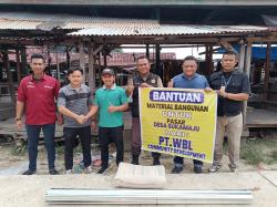 PT Wananugraha Bima Lestari Beri Bantuan Material untuk Pasar hingga Rumah Ibadah