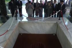 Hari Kesaktian Pancasila, Prabowo Berdoa di Sumur Lubang Buaya