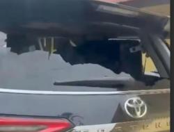 Mobil Kapolres Kuansing Diserang Massa saat Tertibkan Penambangan Emas Ilegal<
