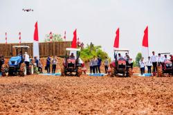 Kapolri Tegaskan Komitmen Polri Dukung Swasembada Pangan Lewat Penanaman Jagung