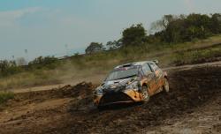 Tentukan Juara Sprint Rally 2025, Para Pembalap Hadapi Tantangan Jalanan Licin