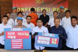 Residivis Narkoba Ditangkap di Denpasar, Sabu Hampir 1 Kg dan 897 Butir Ekstasi Disita<