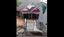 Banjir Bandang Terjang Sukabumi, Ratusan Rumah Terendam hingga Jembatan Putus