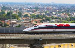 Proyek Kereta Cepat Whoosh Sampai Banyuwangi, Prabowo: Surabaya Itu Zaman Dulu<
