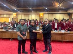 DPRD Badung Terima Kunjungan Mahasiswa FISIP Universitas Slamet Riyadi<